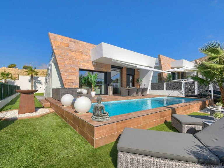 Villa for Sale in Finestrat,Alicante 1