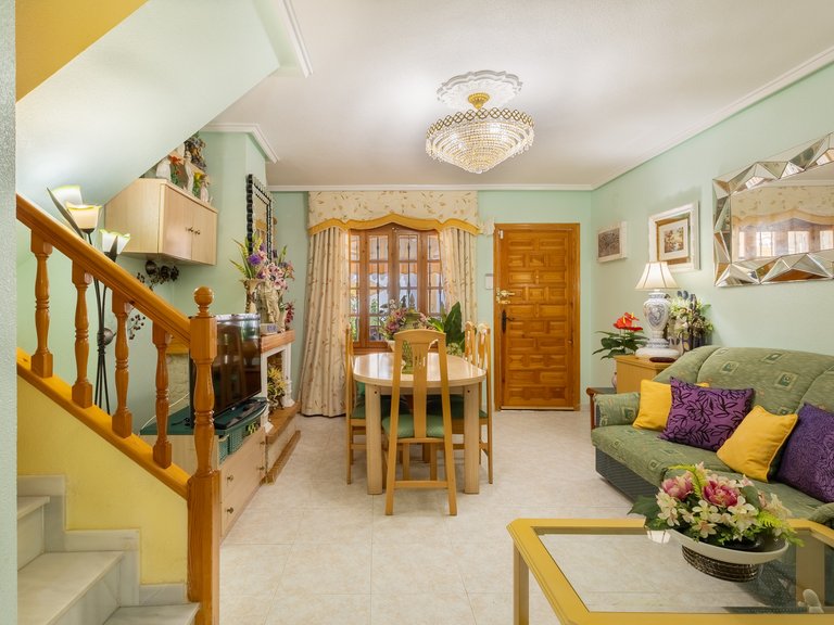 Apartment for Sale in Rosaleda,Alicante 9