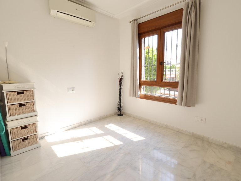 Apartment for Sale in Villamartín,Alicante 14