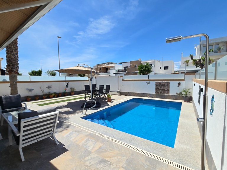 Villa for Sale in Pilar de la Horadada,Alicante 3