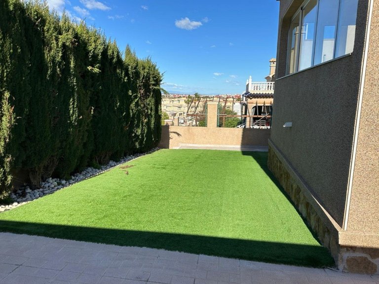 Villa for Sale in Villamartín,Alicante 24