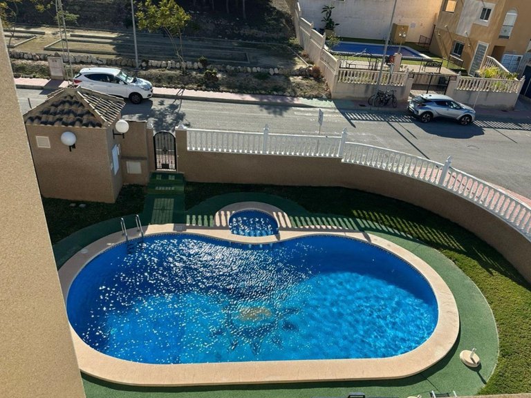 Villa for Sale in Villamartín,Alicante 31