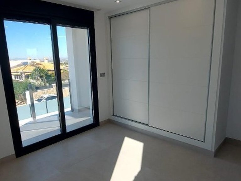 Villa for Sale in Los Balcones,Alicante 13