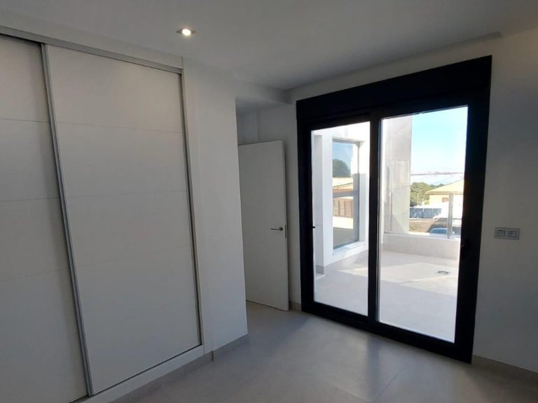 Villa for Sale in Los Balcones,Alicante 7