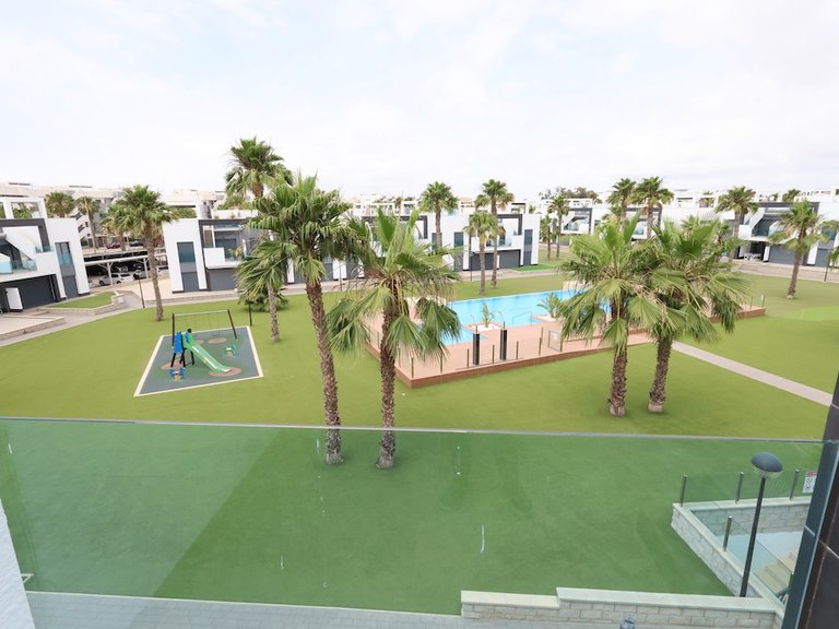 Apartment for Sale in Oasis Beach XI - El Raso,Alicante 10