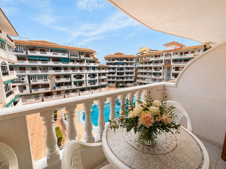 Apartment for Sale in Residencial Viñamar VI - La Mata,Alicante 2