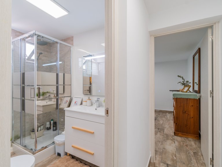 Villa for Sale in Villamartín,Alicante 42