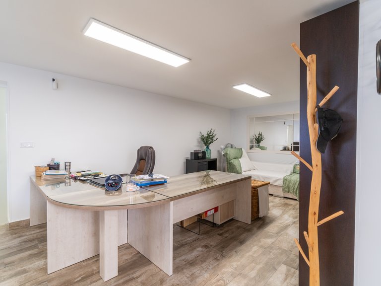 Villa for Sale in Villamartín,Alicante 39