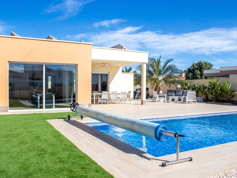 Villa for Sale in Torreta,Alicante 1