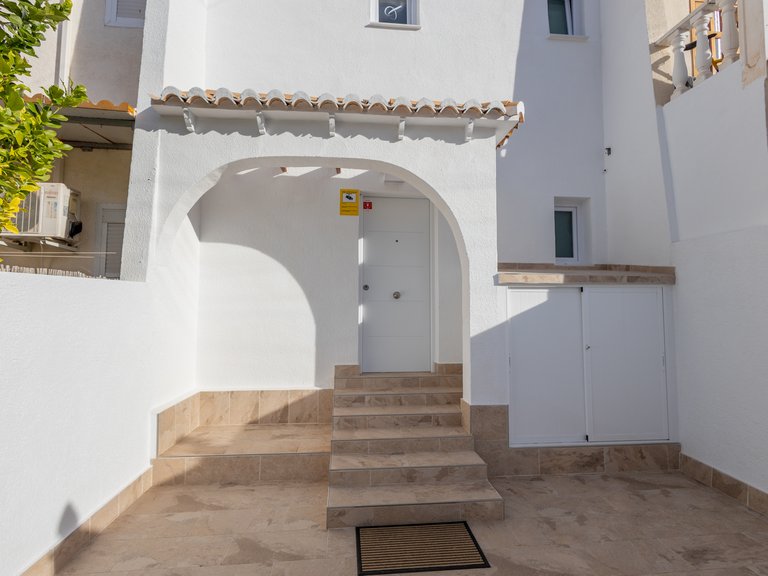 Apartment for Sale in Los Balcones,Alicante 4