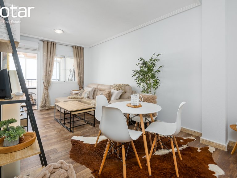 Apartment for Sale in La Ciñuelica - Punta Prima,Alicante 16