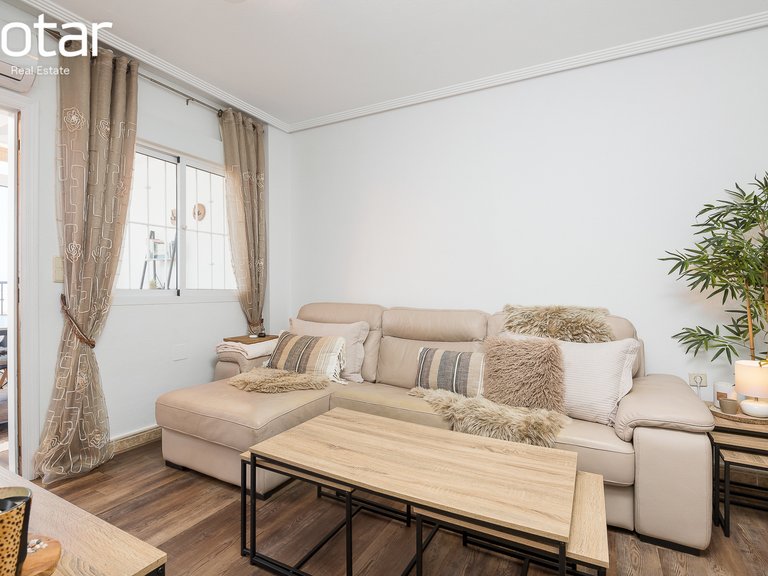 Apartment for Sale in La Ciñuelica - Punta Prima,Alicante 11