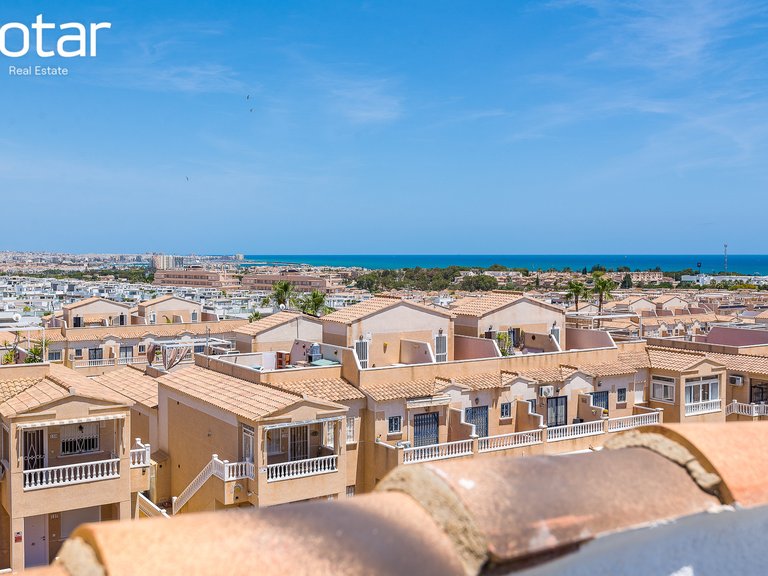 Apartment for Sale in La Ciñuelica - Punta Prima,Alicante 5