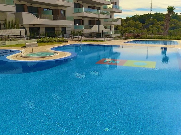 Apartment for Sale in Villamartín,Alicante 2