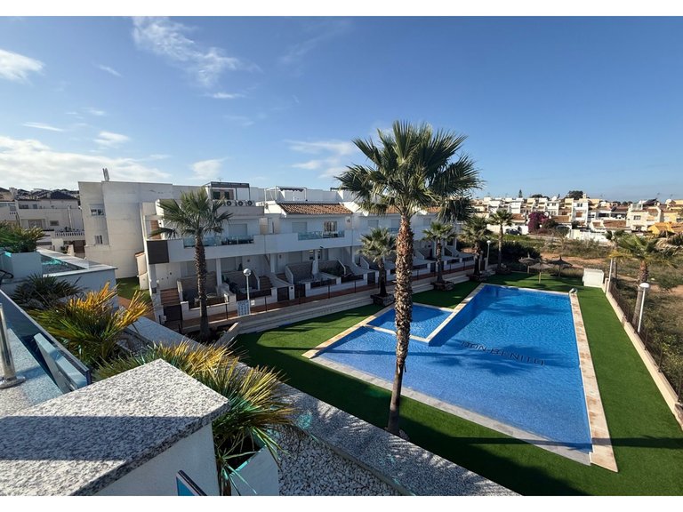 Apartment for Sale in Los Balcones,Alicante 2