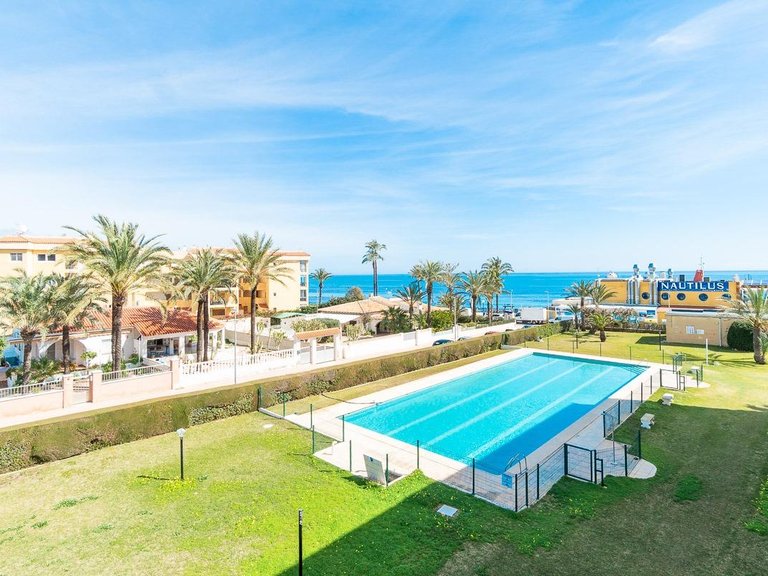 Apartment for Sale in Rocio del Mar - Punta Prima (Torrevieja),Alicante 1