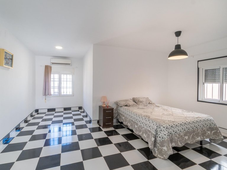 Villa for Sale in Torreta,Alicante 18