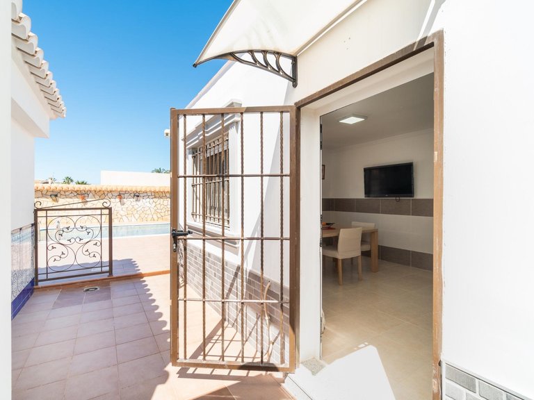 Villa for Sale in Torreta,Alicante 28
