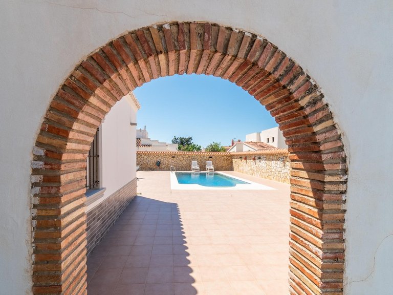 Villa for Sale in Torreta,Alicante 3