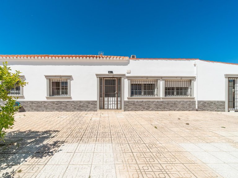 Villa for Sale in Torreta,Alicante 34
