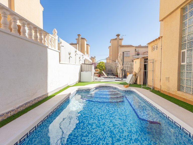 Apartment for Sale in Residencial Zodiaco V  - Villamartín,Alicante 37