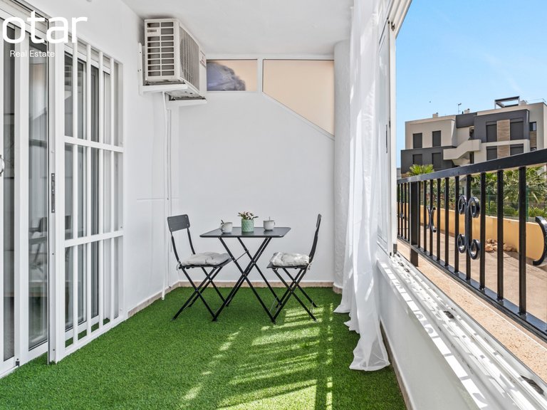 Apartment for Sale in Residencial La Mirada - Playa Flamenca,Alicante 1