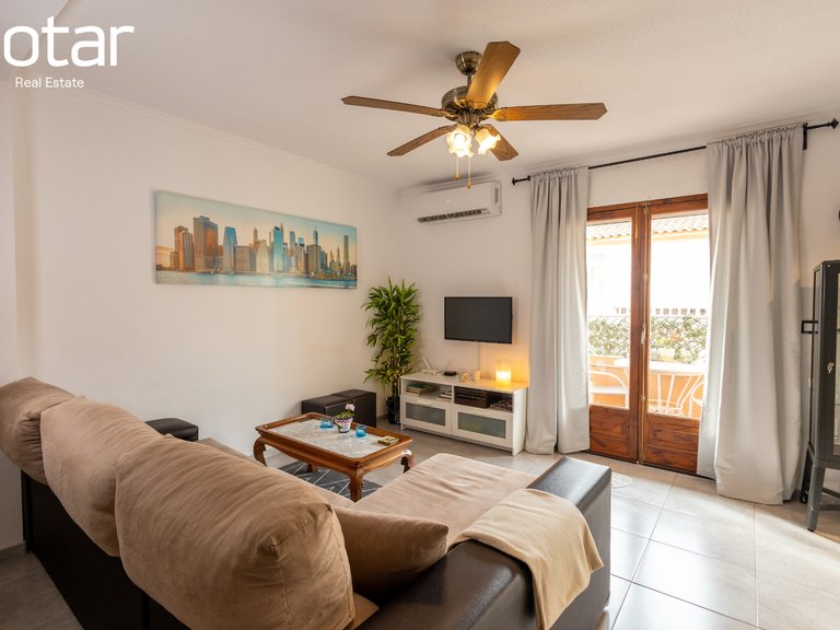 Apartment for Sale in Playa de los Naúfragos,Alicante 1
