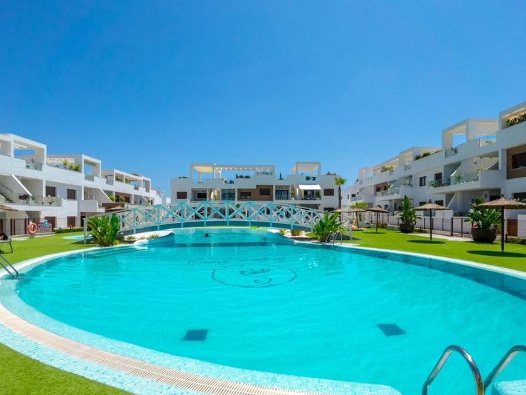 Apartment for Sale in Residencia Laguna Beach - Los Balcones,Alicante 29