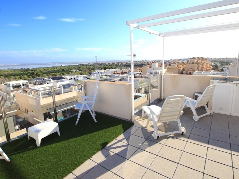 Villa for Sale in Villamartín,Alicante 26