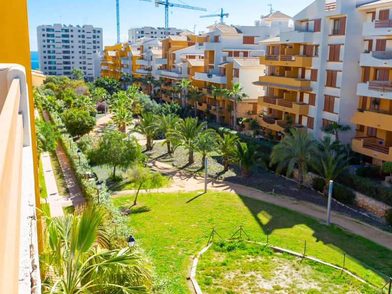 Apartment for Sale in Residencial Recoleta - Punta Prima,Alicante 3