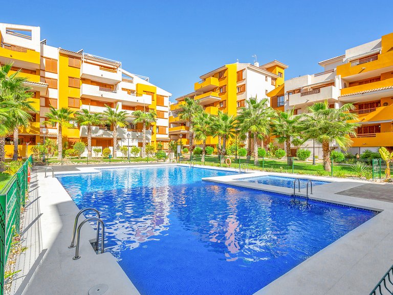 Apartment for Sale in Residencial Recoleta - Punta Prima,Alicante 15