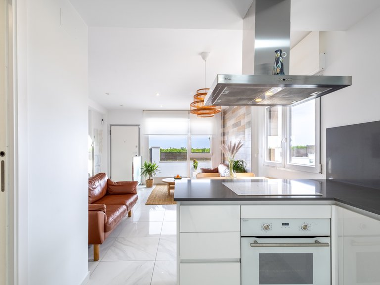 Apartment for Sale in Residencial Los Altos de la Laguna - Los Balcones,Alicante 12