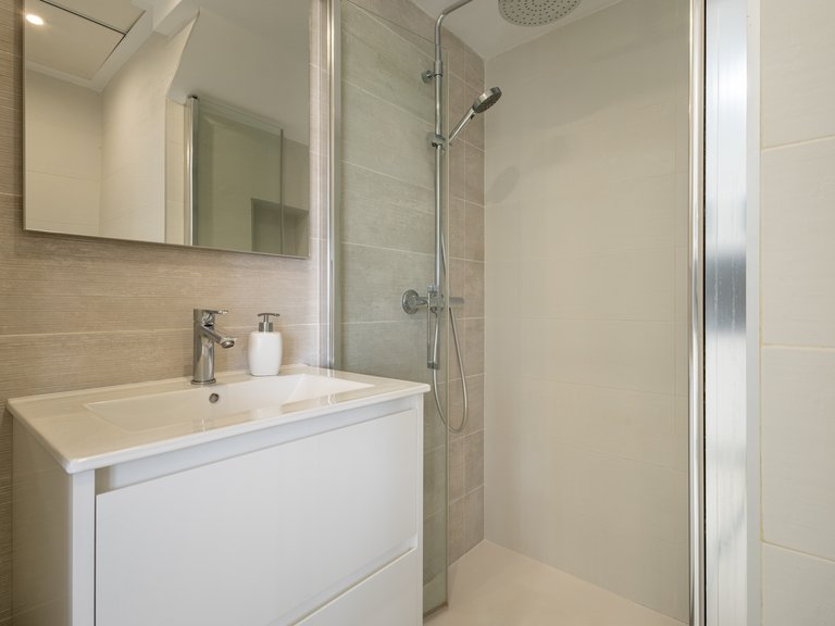 Apartment for Sale in Residencial Los Altos de la Laguna - Los Balcones,Alicante 18
