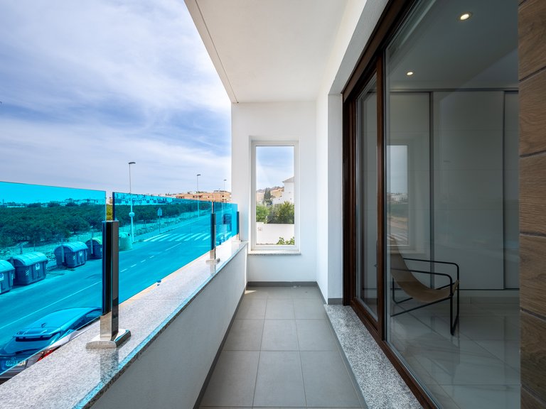 Apartment for Sale in Residencial Los Altos de la Laguna - Los Balcones,Alicante 26