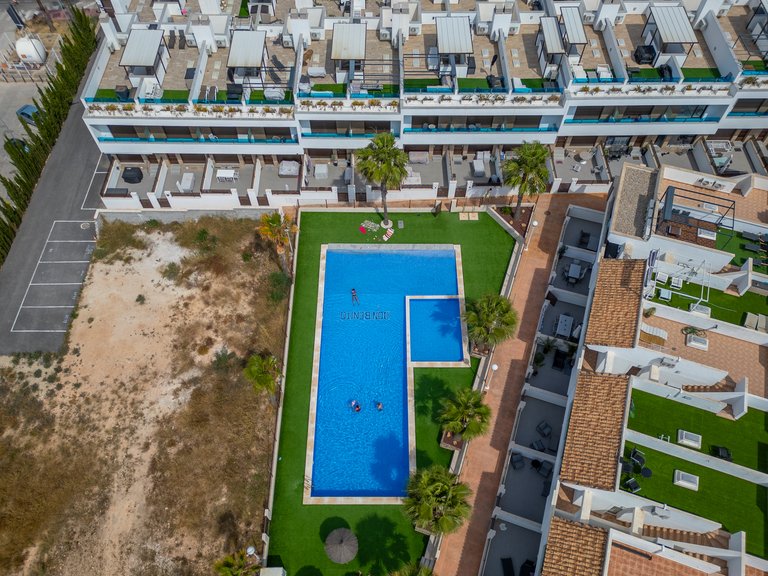 Apartment for Sale in Residencial Los Altos de la Laguna - Los Balcones,Alicante 39