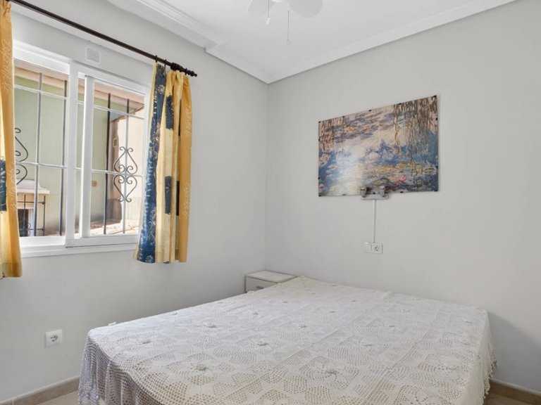 Apartment for Sale in Altos de la Bahia,Alicante 11