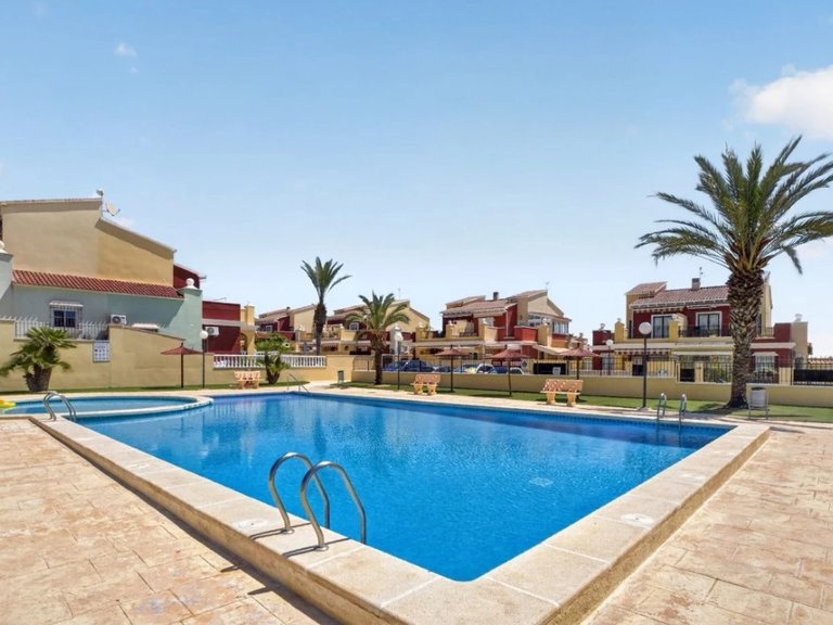 Apartment for Sale in Altos de la Bahia,Alicante 28