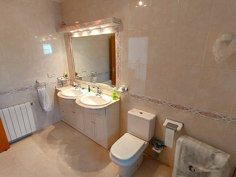 Villa for Sale in Los Balcones,Alicante 35