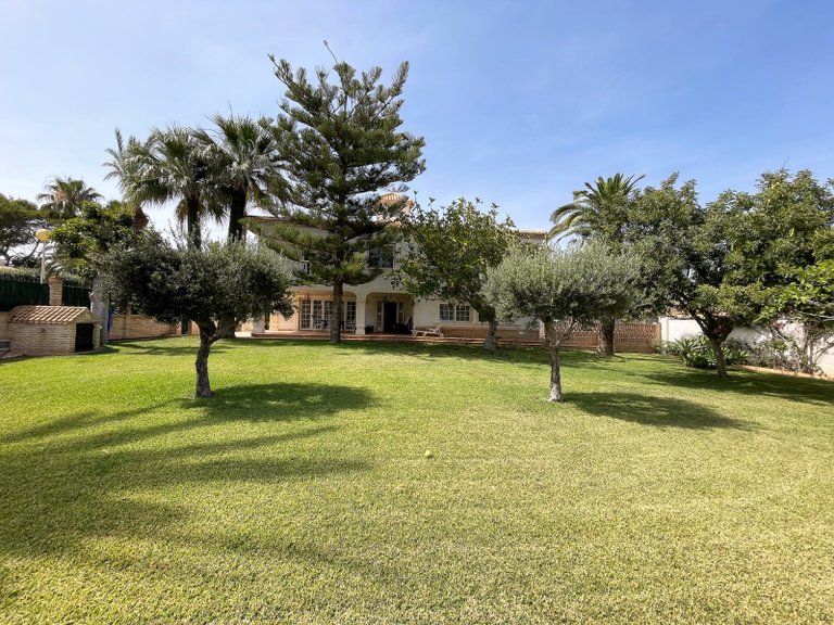 Villa for Sale in Cabo Roig,Alicante 2