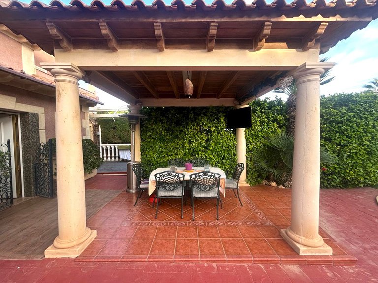 Villa for Sale in Los Balcones,Alicante 5