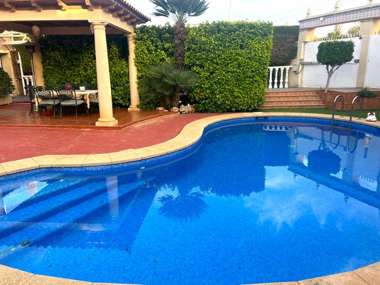 Villa for Sale in Los Balcones,Alicante 2