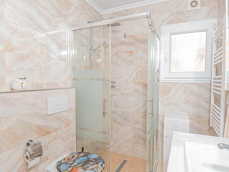 Villa for Sale in Mil Palmeras,Alicante 15