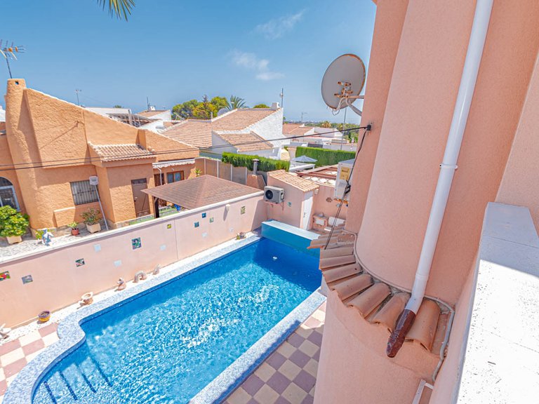 Villa for Sale in Mil Palmeras,Alicante 36