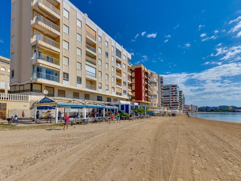 Apartment for Sale in Playa del Acequión,Alicante 31