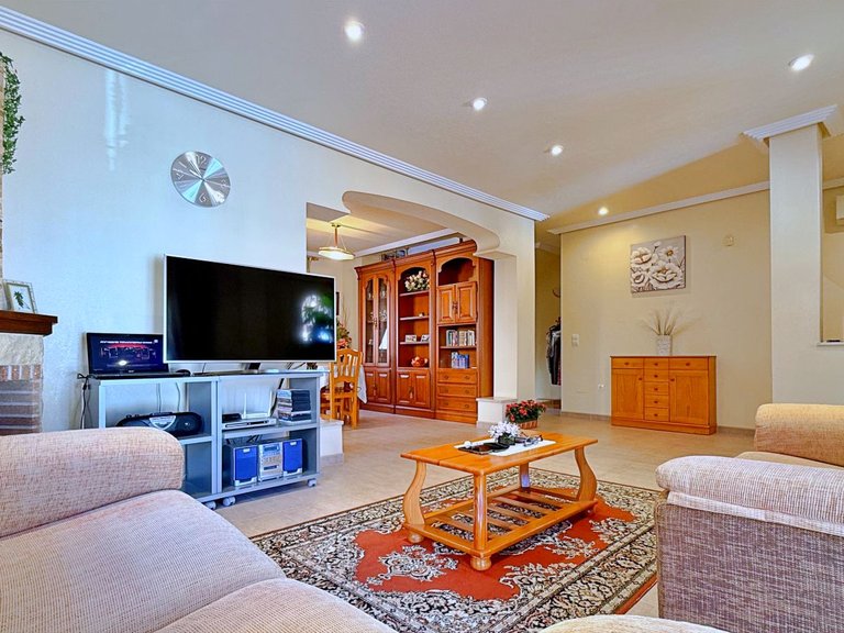 Villa for Sale in Punta Prima,Alicante 9