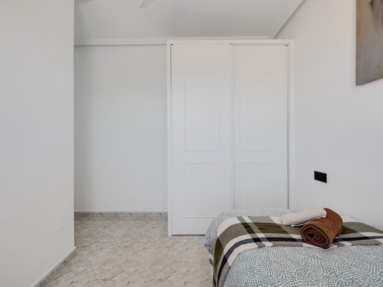 Apartment for Sale in La Zenia,Alicante 22