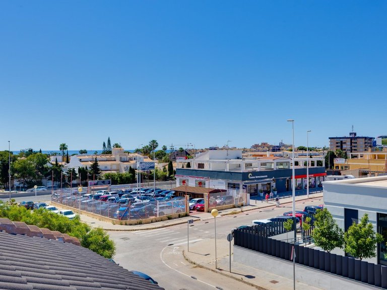 Apartment for Sale in La Zenia,Alicante 3