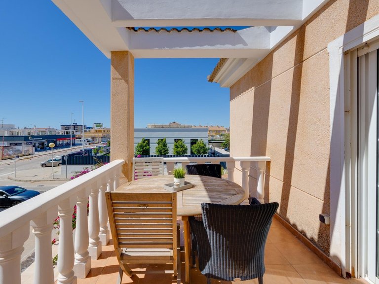 Apartment for Sale in La Zenia,Alicante 1