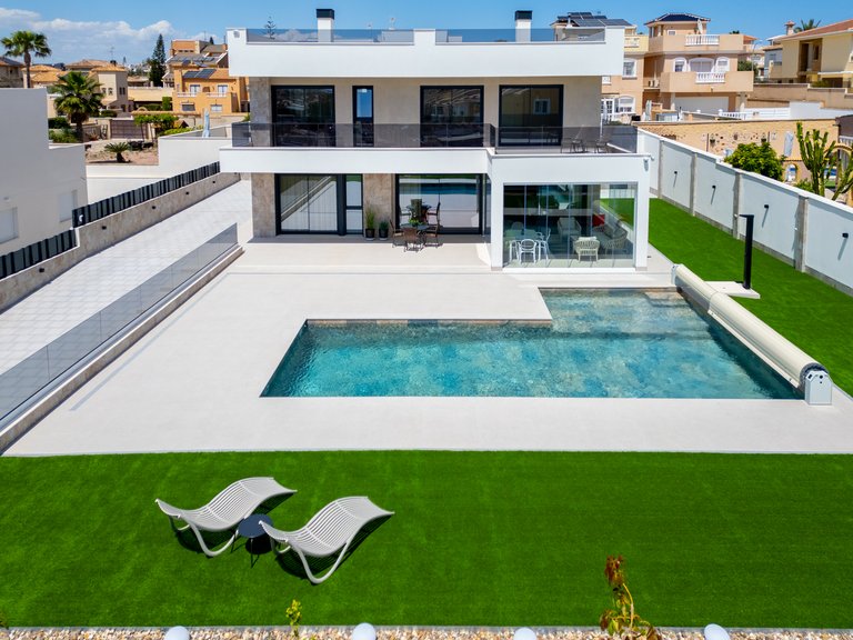 Villa for Sale in Aguas Nuevas,Alicante 54