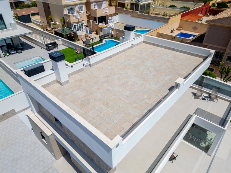 Villa for Sale in Aguas Nuevas,Alicante 56